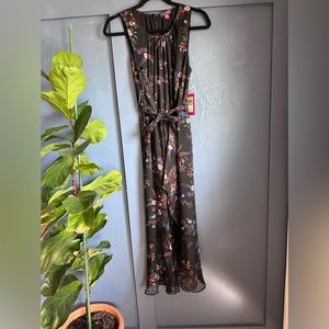 NWT Vince Camuto black floral dress size 8